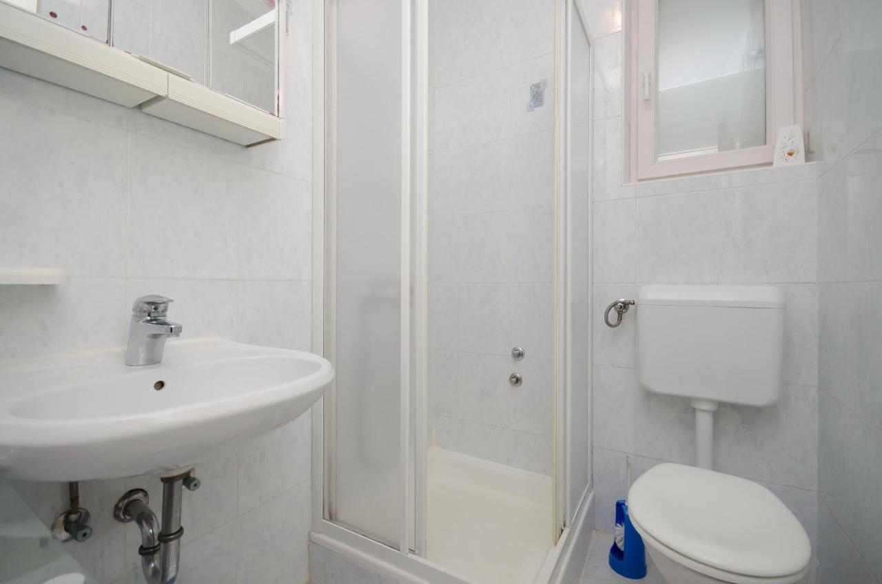 Apartments Ruza-Rajska Beach Lopar Bagian luar foto